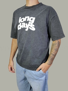 ART.8923 REMERA LONG DAY BOXY PRELAVADA CURVA 5X $9000 C\U en internet