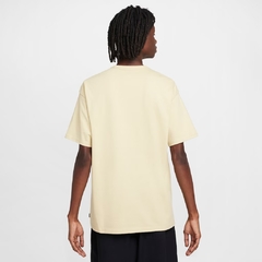 CAMISA NIKE PREMIUM ESSENTIALS na internet