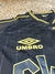 Imagem do CAMISA PEIXE EDIÇÃO ESPECIAL CHARLIE BROWN JR. 24/25 - UMBRO TORCEDOR FEMININA - PRETA COM DETALHES EM DOURADO