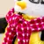 Hugsy, o Pinguim de Joey – A Pelúcia Mais Icônica de Friends! na internet