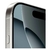 Detalle del borde y pantalla del Apple iPhone 16 Pro Max en color plata.