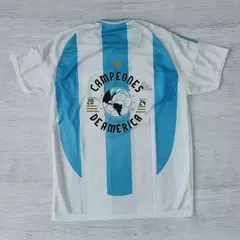 Imagen de CONJUNTO AFA CAMISETA + SHORT BOLSILLO Y CIERRE