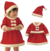 Conjunto de roupas de Papai Noel em vermelho, incluindo vestido e chapéu, usado por uma criança sorridente.