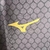 camisa-especial-lazio-10-anos-copa-italia-2013-2024-2025-24-25-preta-faixas-embossing-detalhes-dourados-importti-mantos-8