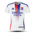 camisa-titular-olympique-lyonnais-lyon-2024-25-i-home-kit-branca-faixa-vermelha-azul-gola-v-degradê-referência-rios-rhône-e-saône-logo-adidas-ligue-1