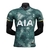 camisa-tottenham-terceira-número-iii-3-tres-2024-25-24-25-nike-third-kit-verde-london-n17-grafismo-seven-sisters-gola-v-punhos-celeste-amarelo-swoosh-vertical-modelo-jogador-player