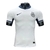 camisa-reserva-fora-away-número-ii-inter-de-milão-2024-2025-24-25-branco-branca-cinza-estilo-gótico-escudo-cinza-duas-estrelas-logo-nike-cinza-patrocinio-betsson-importti-mantos-modelo-jogador