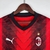 camisa-titular-home-casa-número-i-ac-milan-2023-2024-23-24-vermelha-vermelho-listras-estilizadas-gola-v-inscricao-ac-milan-importti-mantos-3