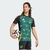 camisa-reserva-fora-away-número-ii-jamaica-2024-25-24-25-adidas-uniforme-reggae-boys-rabo-de-palha-de-bico-vermelho-detalhes-verde-amarelo-preto-futebol-selecao-jamaicana-mangas-gola-preta-escudo-monocromatico-logo-adidas-branco-3