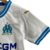 Imagem do Kit Infantil Olympique Marseille I 23/24 Puma - Branco com detalhes em azul e dourado