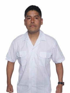 CAMISA BLANCA CON CHARRATERAS MANGA CORTA MASCULINO PSA