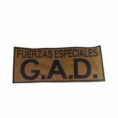 Cartel Espalda Emblema G.A.D