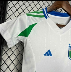 Kit Infantil Itália 2024/2025 Adidas na internet