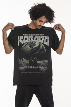 CAMISETA KOROVA VINTONE OUT OF THIS WORLD (LF) PRETA