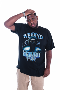 CAMISETA KOROVA THE WEEKND DAWN FM1 PRETA - comprar online