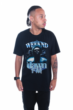 CAMISETA KOROVA THE WEEKND DAWN FM1 PRETA