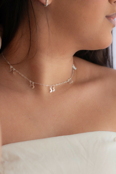 CHOCKER MEIA LUA PRATA 925