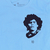 Camiseta azul celeste com estampa do ícone do futebol Maradona e o número 10.