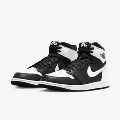 Zapatillas Air Jordan 1 Retro High OG "Black & White" + Short Jordan + Medias en internet