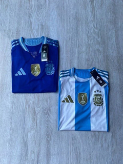 Chanclas / Ojotas Adidas Argentina "Campeon del Mundo" + Camiseta de Argentina de Regalo - Quality