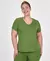 T-Shirt Plus Size Gola V Alongada Alto Giro