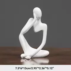 Imagem do Estatueta Moderna em Resina