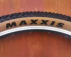 Par Pneus Maxxis Rekon Race 27.5x2.25 / 29x2.25 na internet