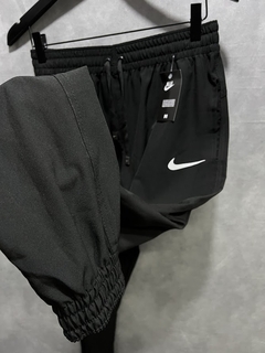 Calça Elastano Jogger na internet