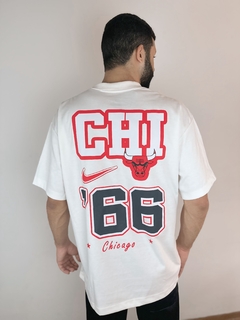 Camiseta Chicago Bulls Essential Masculina na internet