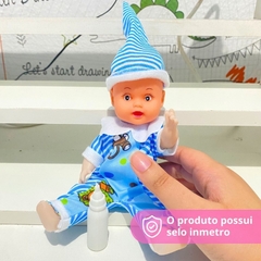 Brinquedo Boneca Infantil Articulada Com Pijama e Mamadeira