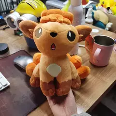 Pokemon Boneca de Pelúcia C/ Personagens