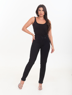 Calça Skinny Preto Nadia Plus-Sarja 1763167