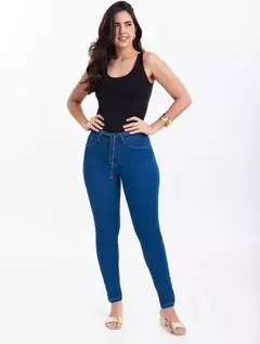 Calça Skinny Média C/ Rolutê Febe Baby Blue- Jeans 1763273