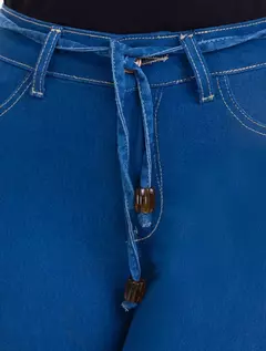 Calça Skinny Média C/ Rolutê Febe Baby Blue- Jeans 1763273 - loja online