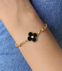 Pulseira Trevo inspiração na internet