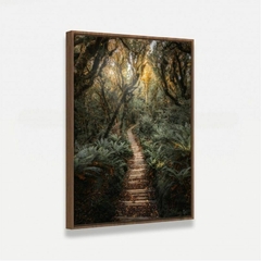 Quadro Paisagem Trilha de Madeira entre a Floresta - loja online