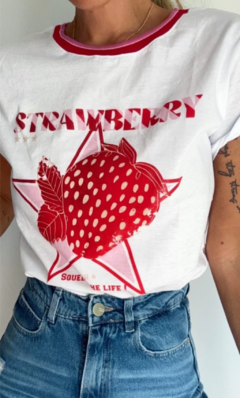 Remera Strawberry