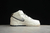 NIKE AIR FORCE 1 en internet