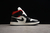 Air Jordan 1 Mid en internet