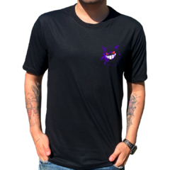 Camiseta unissex preta com estampa do Pokémon Gengar.