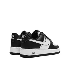 Nike Air Force 1 Panda en internet