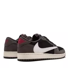 Air Jordan 1 Low Travis Scott en internet