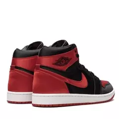 Air Jordan 1 Retro High Satin Bred en internet