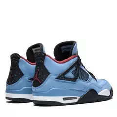 Air Jordan 4 Retro x Travis Scott en internet