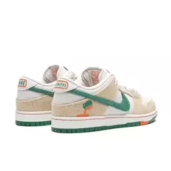 Nike SB Dunk Low x Jarritos en internet