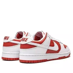 Nike Dunk Low Championship Red en internet