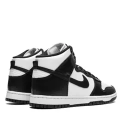 Nike Dunk High Retro Panda en internet