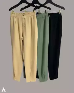 Calça cenoura em alfaiataria - comprar online