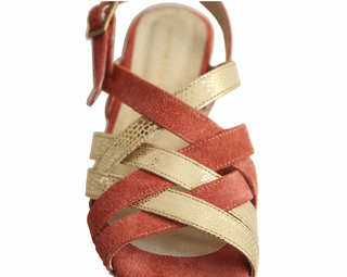 Zapatos de novia. Sandalias doradas y rosa con plataforma. VALENTINA COLUGNATTI REAL SHOES. 100% cuero.
