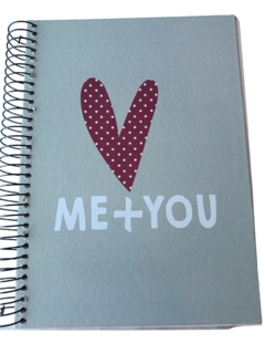 Caderno 10 Matérias Love Me + You 200 Folhas Máxima 200mm x 275mm